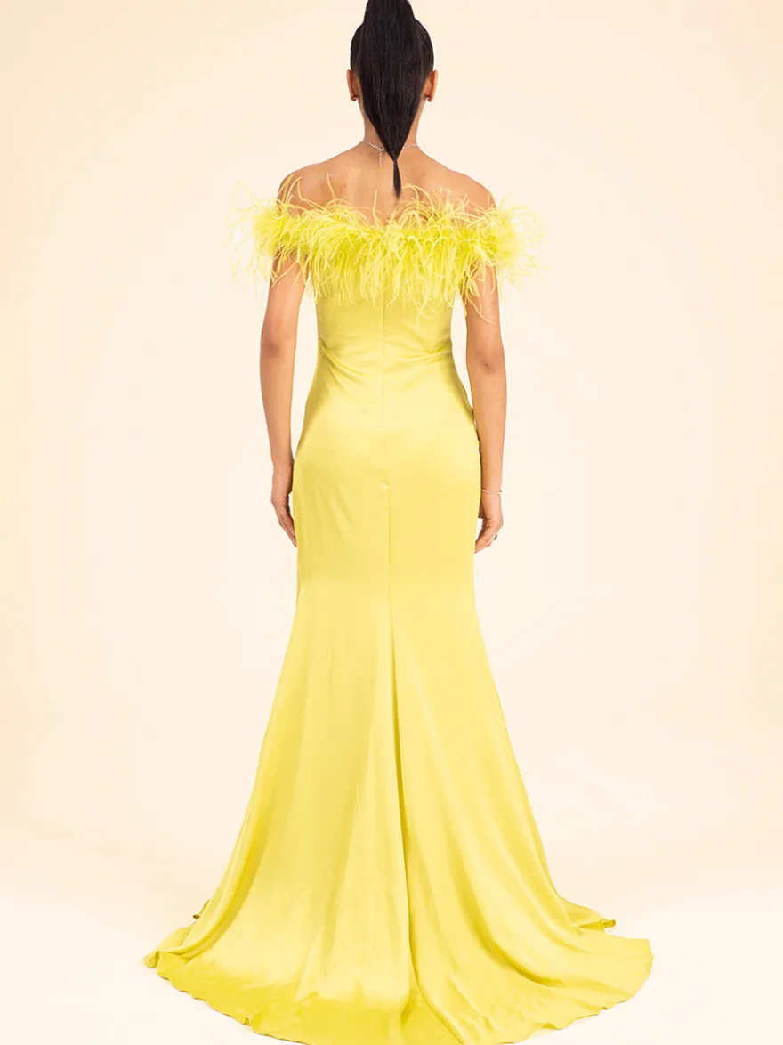 Avec robe de cocktail Jolie sirène avec traîne Col bateau Plumes Soie élastique comme du satin