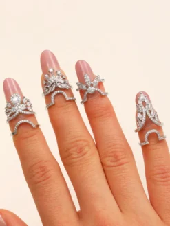 Bagues d'ongles papillon pavées de strass double couche ouvertes et ajustables