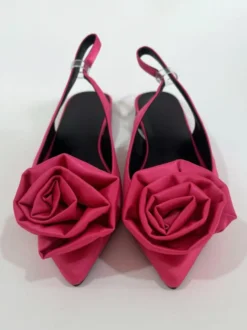 Ballerines en satin à bout pointu et détails floraux pour femmes