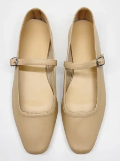 Ballerines Mary Jane bordeaux à bout carré et boucle vintage