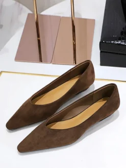 Ballerines plates en daim à bout pointu pour femmes