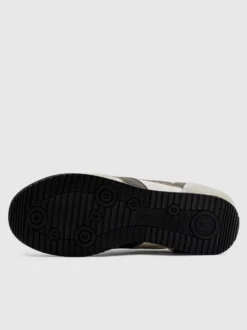 Baskets confortables à bout rond pour hommes chaussures de sport