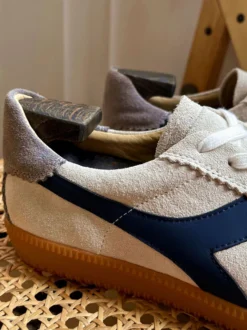Baskets confortables en cuir de vache pour hommes chaussures de sport à bout rond et blocs de couleurs