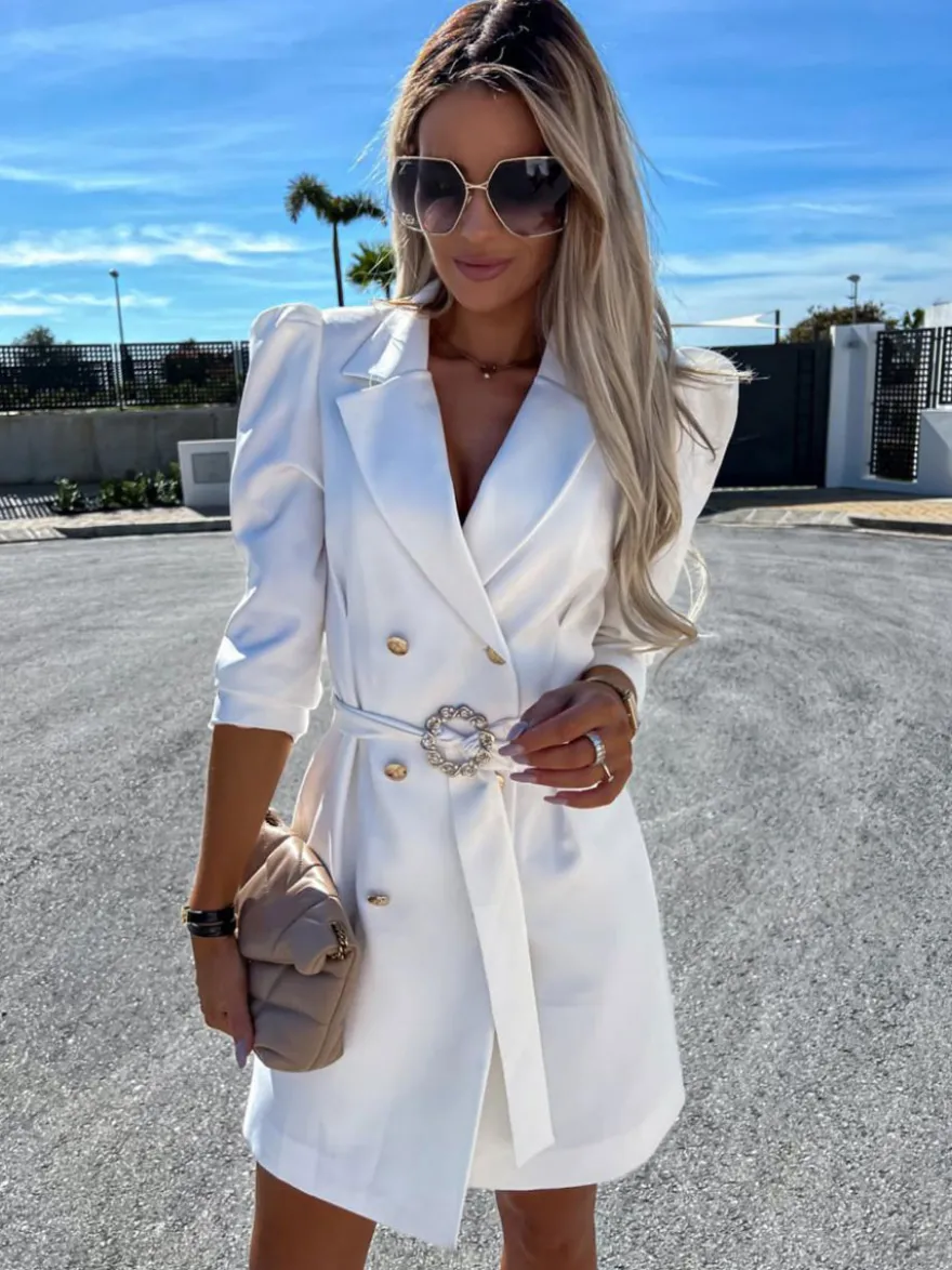 Blazer Court Femme avec Manches Longues à Col Revers Coupe Cintrée avec Boutons Unicolore