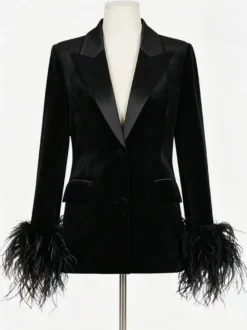 Blazer en velours satiné pour femme revers en satin et poignets ornés de plumes