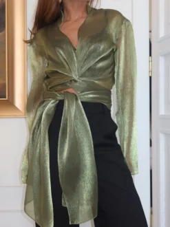 Blouse verte courte à col en V et manches longues élégantes pour femme