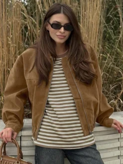 Blouson bomber femme en suédine camel - Fermeture éclair rétro ourlet élastique coupe décontractée - Style streetwear décontracté printemps 2026