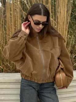 Blouson bomber femme en suédine camel - Fermeture éclair rétro ourlet élastique coupe décontractée - Style streetwear décontracté printemps 2026