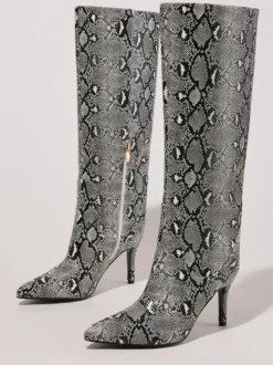 Bottes bordeaux montantes à bout pointu et talons hauts à motif serpent