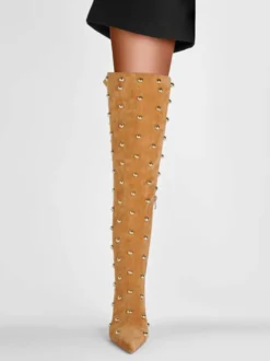 Bottes cuissardes en daim à bout pointu et talons hauts perlés
