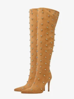 Bottes cuissardes en daim à bout pointu et talons hauts perlés