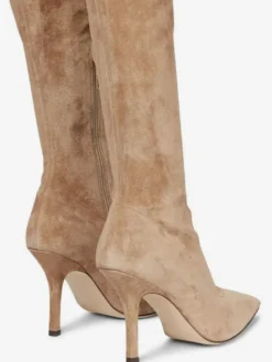 Bottes cuissardes en daim à talons hauts et bout pointu
