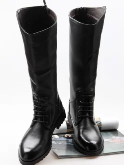 Bottes d'équitation pour hommes noires à bout rond et à lacets montantes jusqu'aux genoux