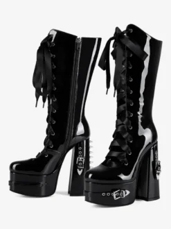Bottes noires hautes à plateforme et boucle lacets et talons épais