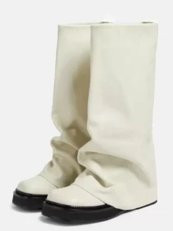 Bottes plates en daim pour femmes à bout rond froncées montantes jusqu'au genou.
