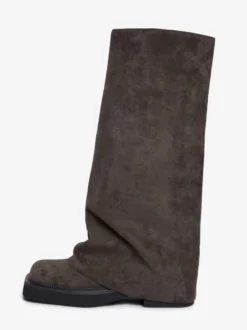 Bottes plates en daim pour femmes à bout rond froncées montantes jusqu'au genou.