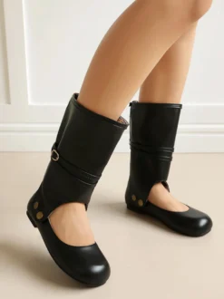 Bottes plates roses à bout rond et boucle pour femmes
