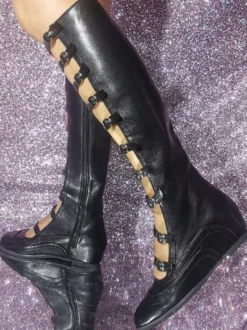 Bottes sandales noires à bout rond et boucle à lanières plates