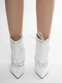 Bottines blanches à bout pointu et talon chaton pour femme