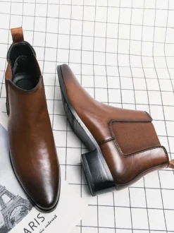 Bottines Chelsea courtes pour hommes bout pointu bruni en cuir avec bande élastique à enfiler antidérapantes imperméables décontractées