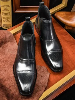 Bottines Chelsea montantes en cuir à bout carré pour homme