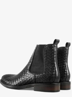 Bottines Chelsea noires pour homme bout rond à enfiler.
