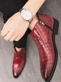 Bottines Chelsea pour homme à bout pointu et talon bas avec tige carrée texturée