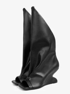 Bottines noires à bout ouvert et talon compensé