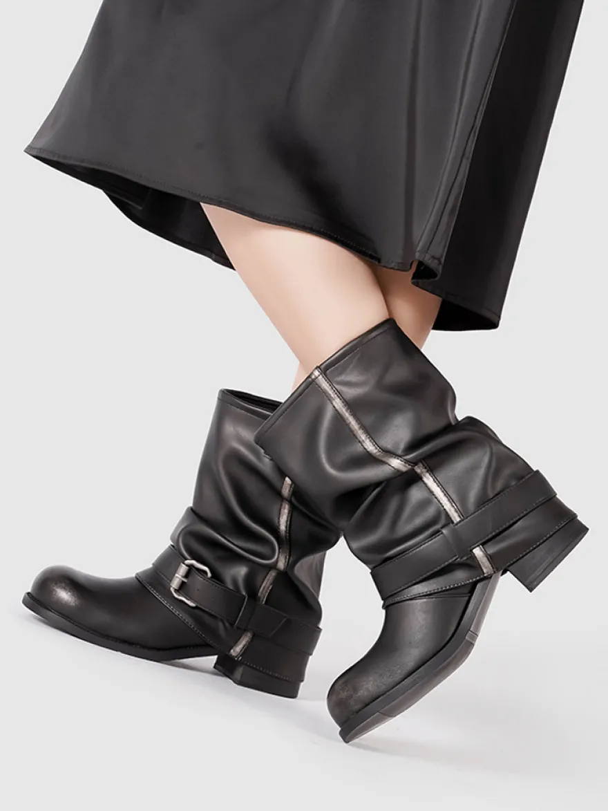 Bottines noires à bout rond et boucle pour femme