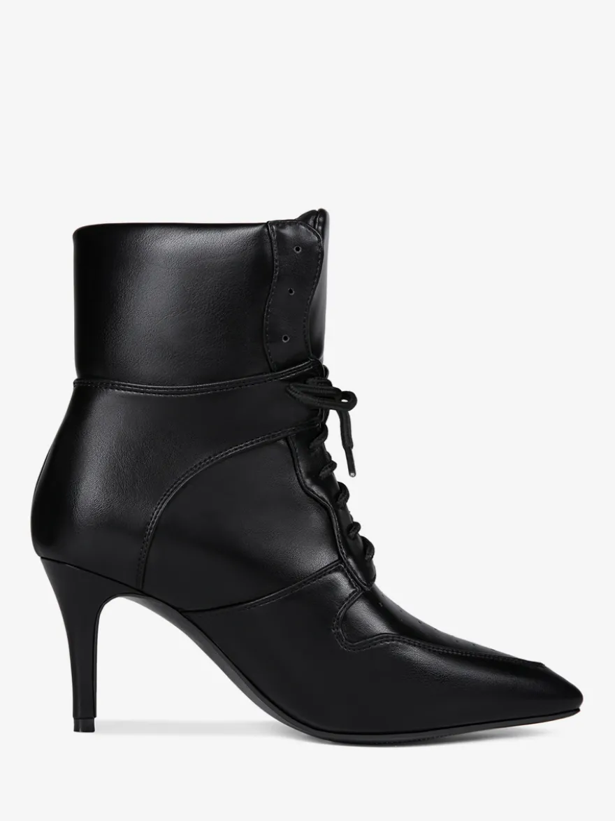 Bottines noires à talons aiguilles et bout pointu à lacets