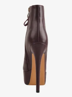 Bottines pour femmes détails en métal noir Bottes en cuir PU Bout rond Talon aiguille