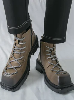 Bottines pour hommes à bout carré lacets et talon épais