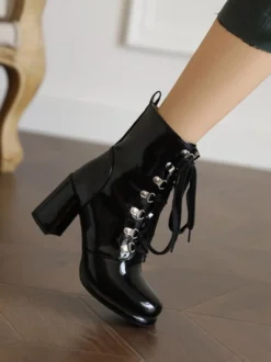 Bottines rouges à bout rond et talon épais pour femmes