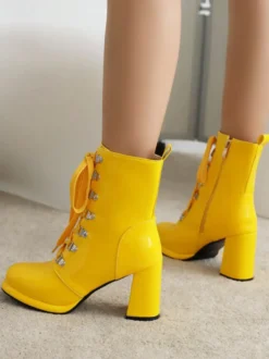 Bottines rouges à bout rond et talon épais pour femmes
