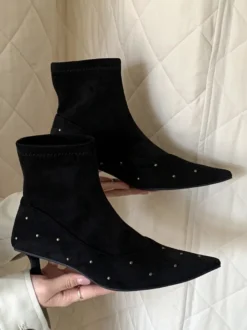 Bottines à talons aiguilles et bout pointu pour femme