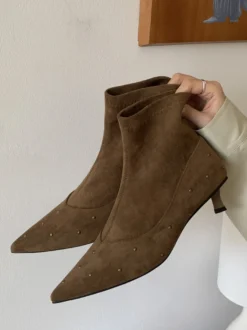 Bottines à talons aiguilles et bout pointu pour femme