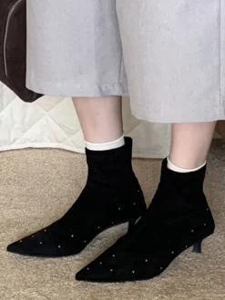 Bottines à talons aiguilles et bout pointu pour femme