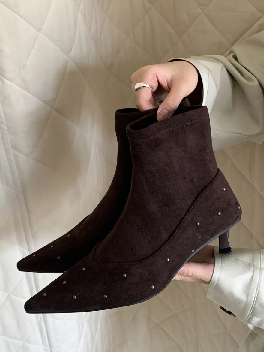 Bottines à talons aiguilles et bout pointu pour femme
