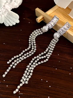 Boucles d'oreilles de mariage en métal et diamant Bijoux de mariage percés