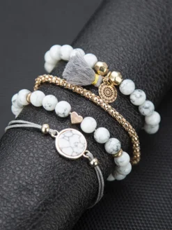 Bracelet pour femme blanc à plusieurs niveaux en similicuir sans pierre rond brillant multi-chaînes chaîne imprimé bracelets en pierre ensemble de 4 pièces
