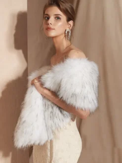Cape de mariage en fausse fourrure châle Wrap nuptiale hiver chaud Cover Ups