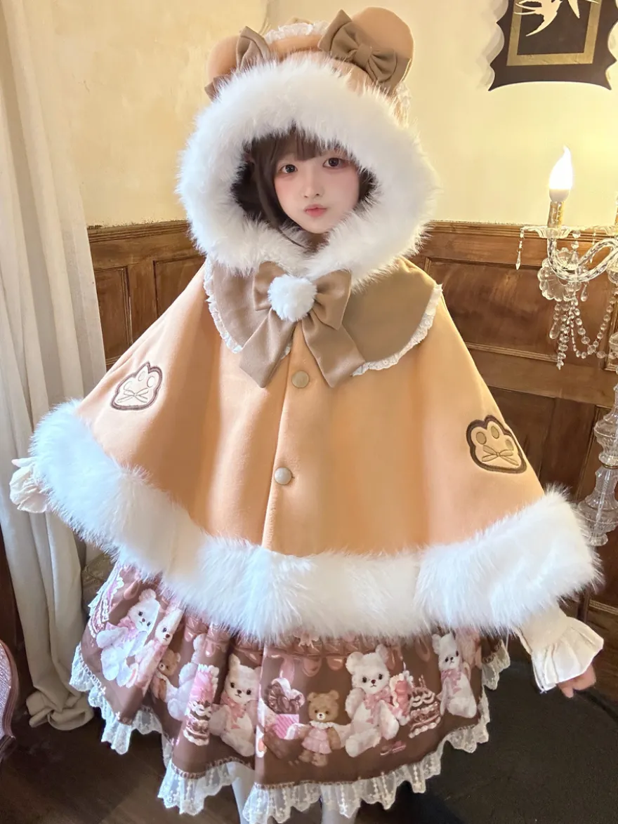 Cape Sweet Lolita doublée en peluche cape de Noël à capuche avec broderie