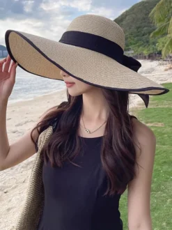 Chapeau de paille d'été à bord surdimensionné pliable pour la plage et la protection solaire pour femmes (2026)