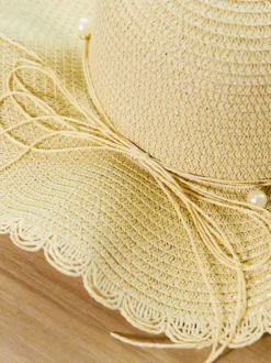 Chapeau de paille à large bord pour femme protection solaire idéal pour la plage collection été 2026