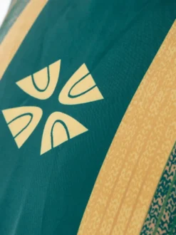 Chasuble de prêtre gothique verte avec croix brodée pour la messe style médiéval rétro vêtements liturgiques pour le clergé