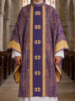 Chasuble de prêtre gothique verte avec croix brodée pour la messe style médiéval rétro vêtements liturgiques pour le clergé