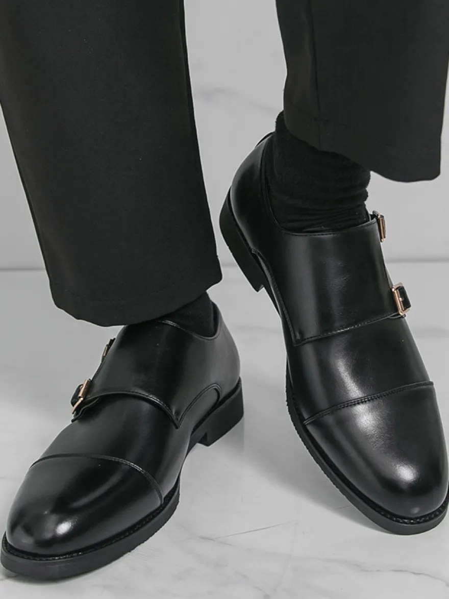 Chaussures à boucle noires à bout rond et détail de boucle chaussures décontractées