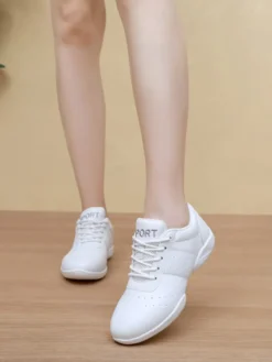 Chaussures de danse jazz blanches à bout rond et lacets