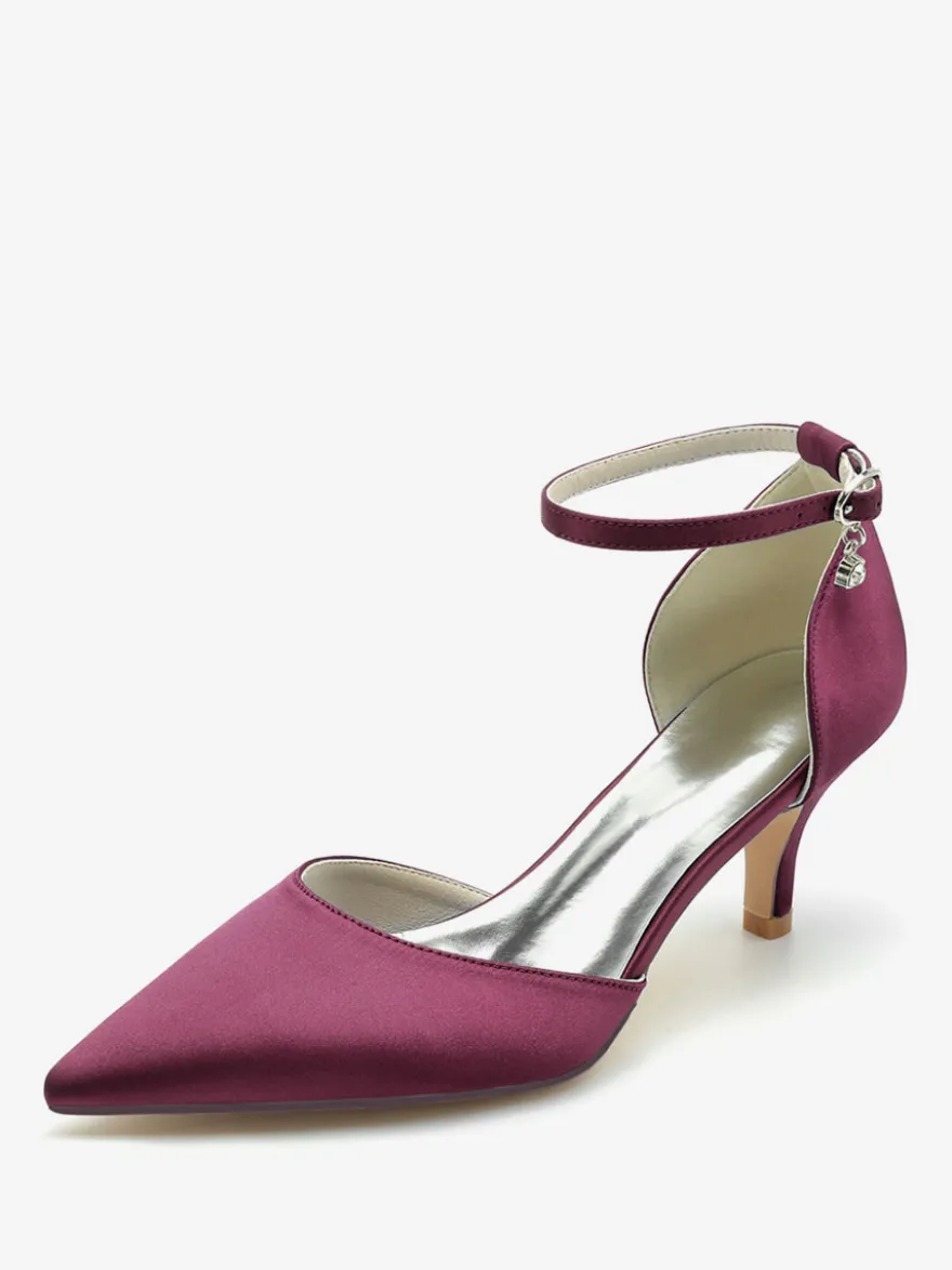 Chaussures de mariage Escarpins de mariée Soie et satin Bout pointu Strass