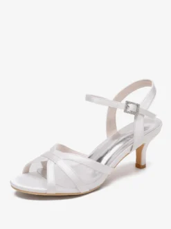 Chaussures de mariage ivoire en satin et maille à bout ouvert talon chaton chaussures d'invité de mariage